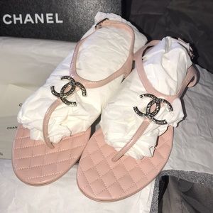 **SOLD ON TRADESY**Chanel lambskin sandals